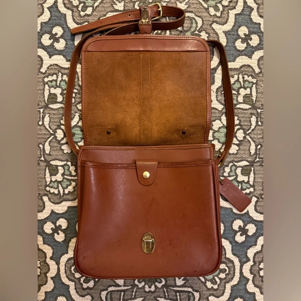 Green Fields Full Grain Harness Leather Crossbody Bag – Made in the USA Unisex